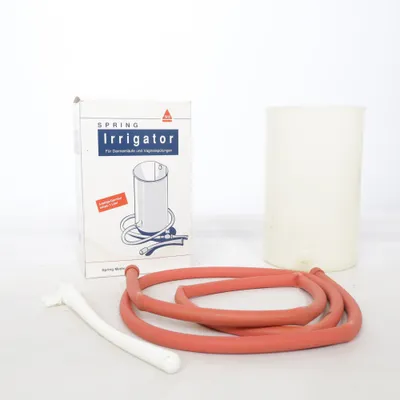 Hjälpmedel (Vit) från Spring