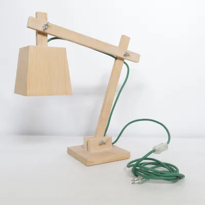 Lampe de table (Marron, Vert) de Muuto