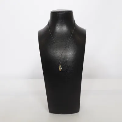 Halsband (Svart, Guldfärgad) Okänd metall