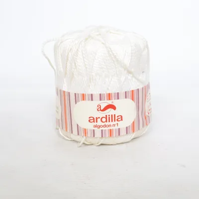 Garn (Vit) från Ariella