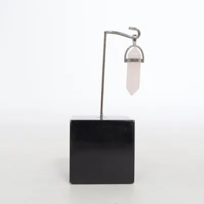 Hänge (Rosa) Okänd metall