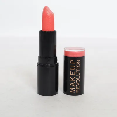 Lippenstift (Roze, Zwart) van Makeup Revolution London