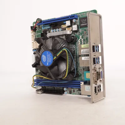 Motherboard (E97378-001) from Intel
