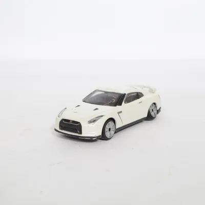 Voiture jouet (2009 Nissan Gt-R) de Burago