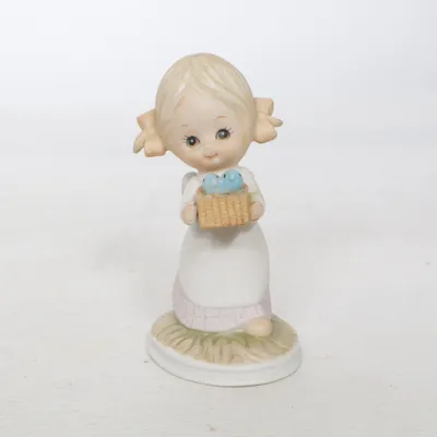 Figurine en porcelaine (Angelina) de Angelina