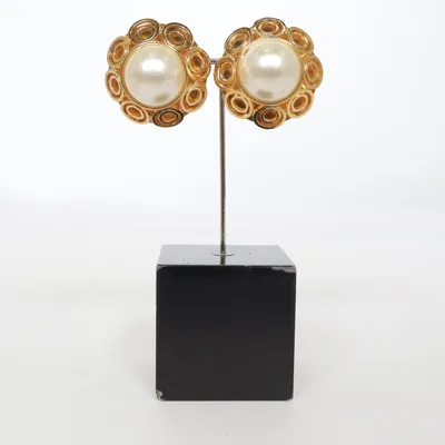 Clips-örhängen (Guldfärgad, Vit) Okänd metall