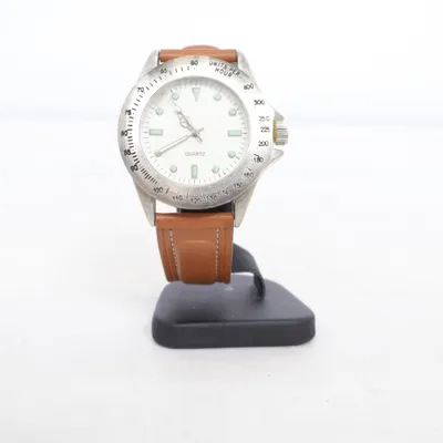 Wristwatch (Brown) from Front