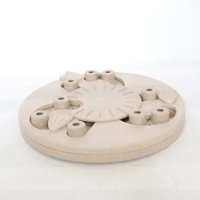 Hundleksak (Beige) från Nina Ottosson