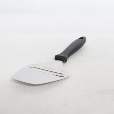 Osthyvel (Svart, Silverfärgad) från Fiskars