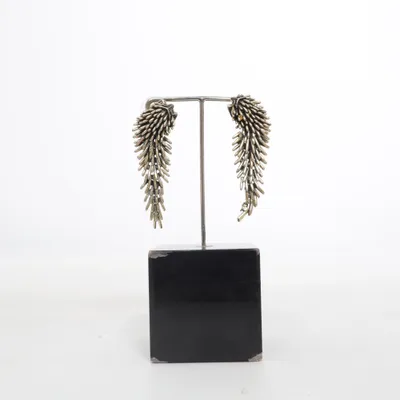 Boucles d'oreilles (Or) de Monet Métal inconnu