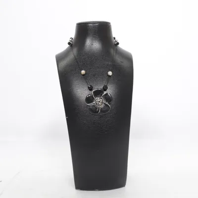 Necklace (Black, Silver) Unknown metal