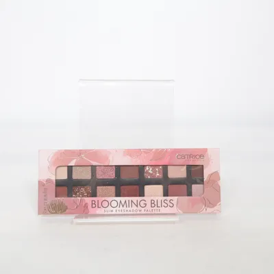 Ögonskuggspalett (BLOOMING BLISS) från Catrice