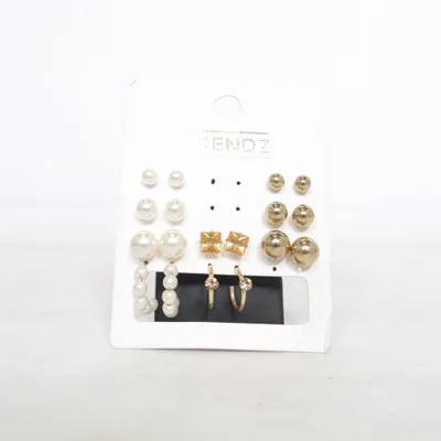 Boucles d'oreilles (Blanc, Or) de Trendz Métal inconnu
