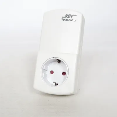 Adapter from Rev
