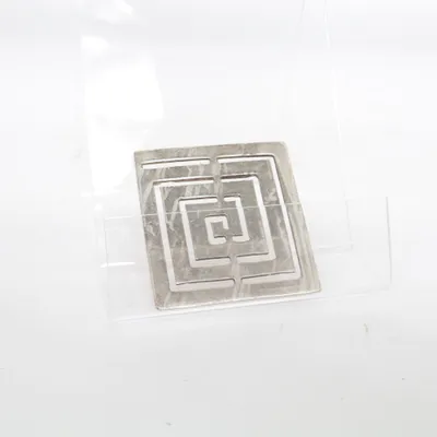 Broche (Argent) Métal inconnu