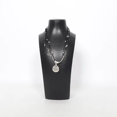 Halsband (Svart, Silverfärgad) från Bang & Olufsen Okänd metall