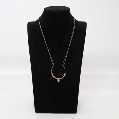 Halsband (Guldfärgad, Grå, Flerfärgad) från Coco de Mer Okänd metall