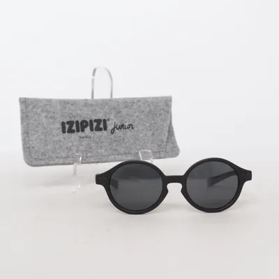 Sunglasses (Black) from Izipizi