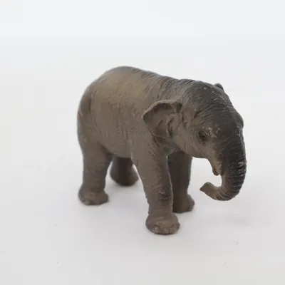 Leksaksdjur (Indischer Elephant) från Bullyland