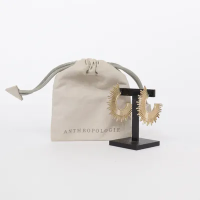 Örhängen (Guldfärgad) från Anthropologie Okänd metall