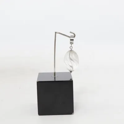 Hanger (Transparant) van Leonard Onbekend materiaal