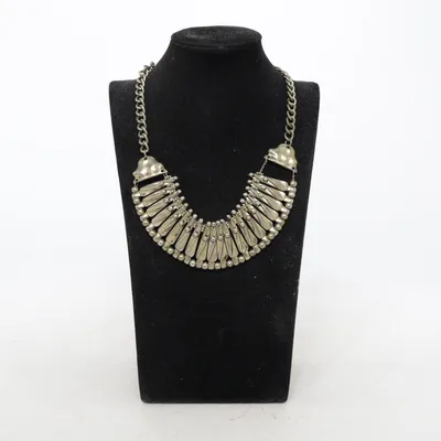 Collier (Argent) Métal inconnu