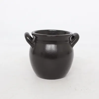 Urn pot (Black) from Xantia