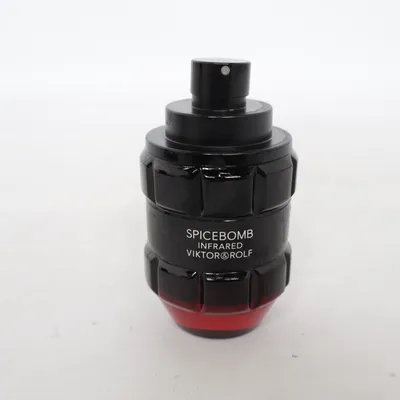 Eau de Toilette (Spicebomb Infrared) från Viktor & Rolf