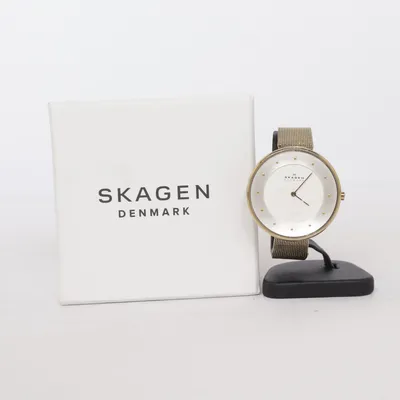 Wristwatch (Gold, White) from Skagen