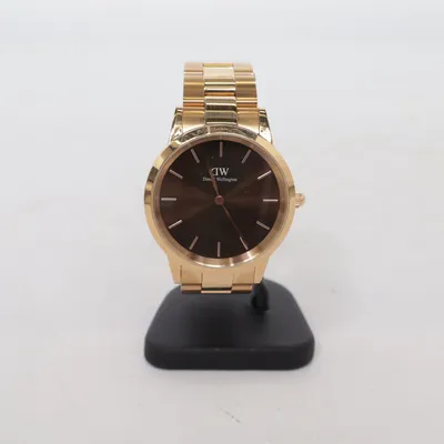Montre (Or, Marron) de Daniel Wellington