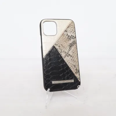 Phone case (Black) from iDeal of Sweden