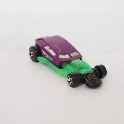 Leksaksbil (Lila, Grön, Svart) från Hot Wheels