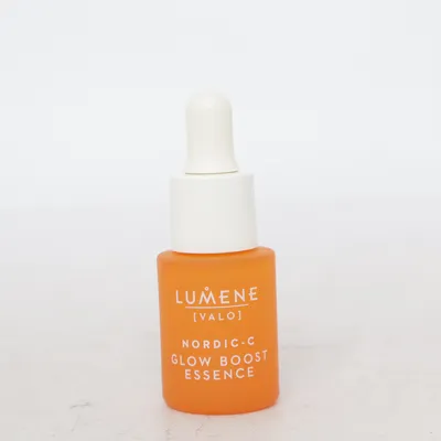 Serum (Valo Nordic-C Glow Boost Essence) from Lumene