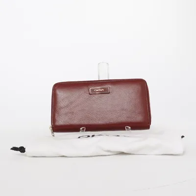 Plånbok (Röd) från DKNY