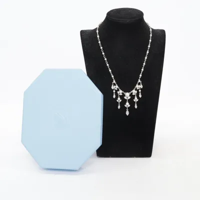 Halsband (Silverfärgad) från Swarovski Okänd metall