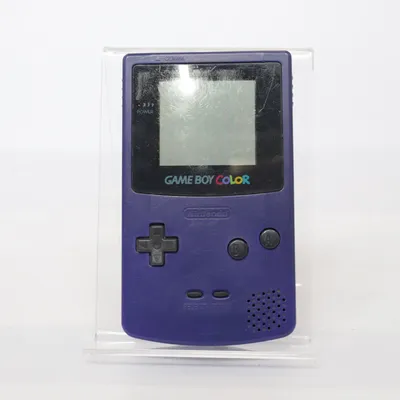 Game console (Lila)