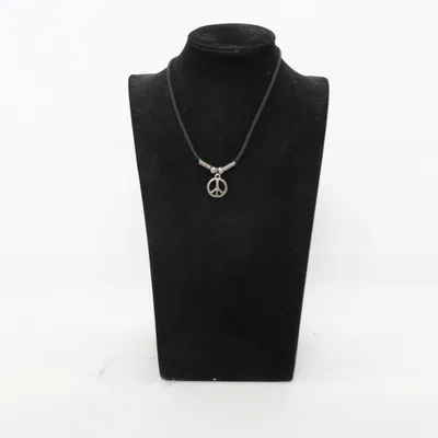 Necklace (Black, Silver) Unknown metal
