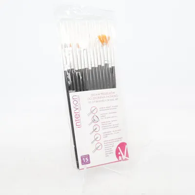 Kit de manucure (Noir) de Intervision