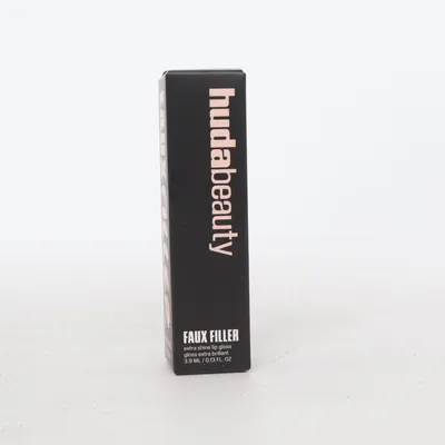 Lip gloss (Lightcealer) from Huda Beauty