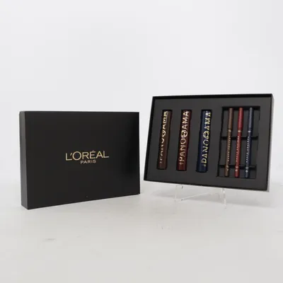 Sminkset (Svart, Brun, Röd, Blå) från L'oreal