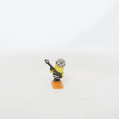 Legetøjsfigur (Gul, Grå, Orange) fra Minions