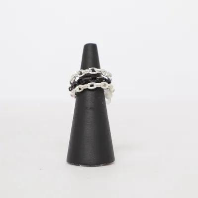 Ring (Svart, Silverfärgad) Okänd metall