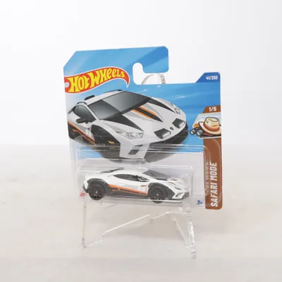 Leksaksbil (Lamborghini Huracan Sterrato) från Hot Wheels