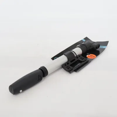 Cykelpump (Silverfärgad, Svart) från cykelpump mini