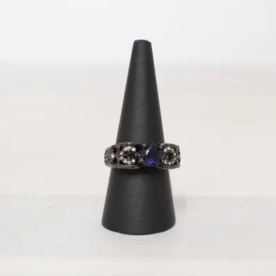Ring (Svart, Blå) Okänd metall