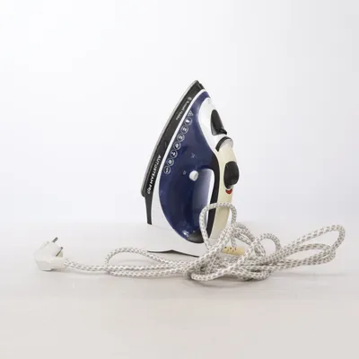 Strykjärn (Strijkijzer ) från Russell Hobbs