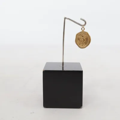 Pendant (Gold) from Stilnest Unknown metal