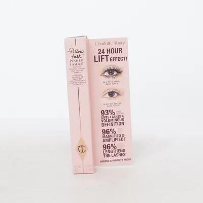 Mascara (Pillow Talk Push Up Lashes Super Black) fra Charlotte Tilbury