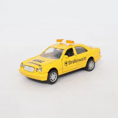 Speelgoed auto (E320) van Welly