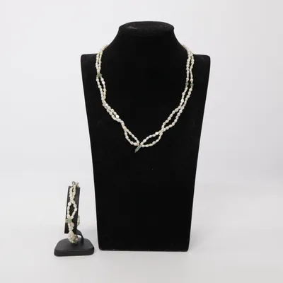 Jewelry set (White, Gold) Unknown metal